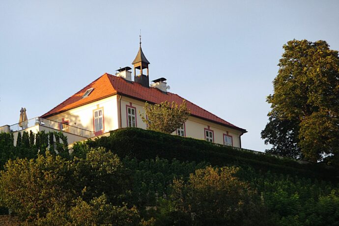 Jabloňka zámeček