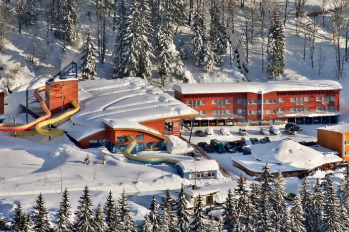 Skiareál ve Špindlu rozšiřuje služby. Kromě lyžování můžete například strávit noc na vrcholu hor