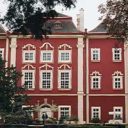 Zámek Dětenice a středověká dobová krčma