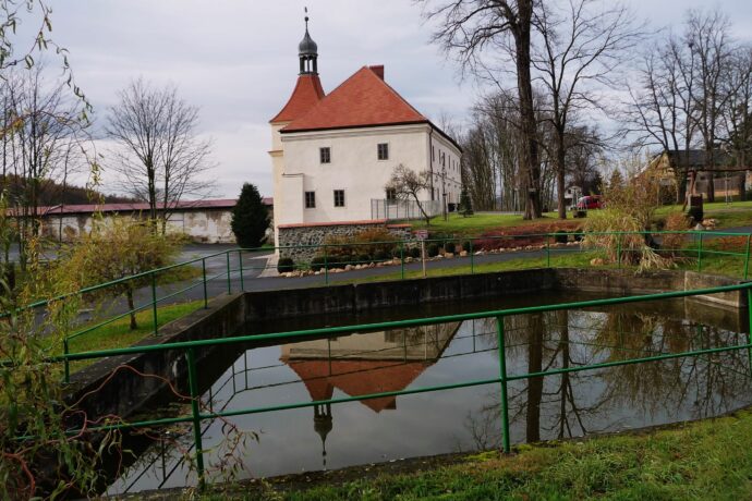 Mirošovice