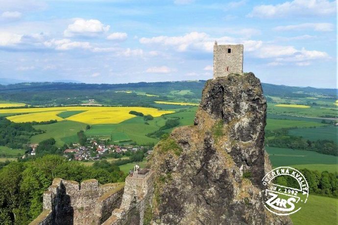 Pronajměte si chatu a poznávejte krásy Česka na Vaší dovolené
