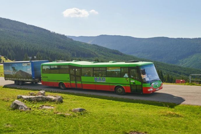 V Krkonoších se 29. května opět rozjedou cyklobusy