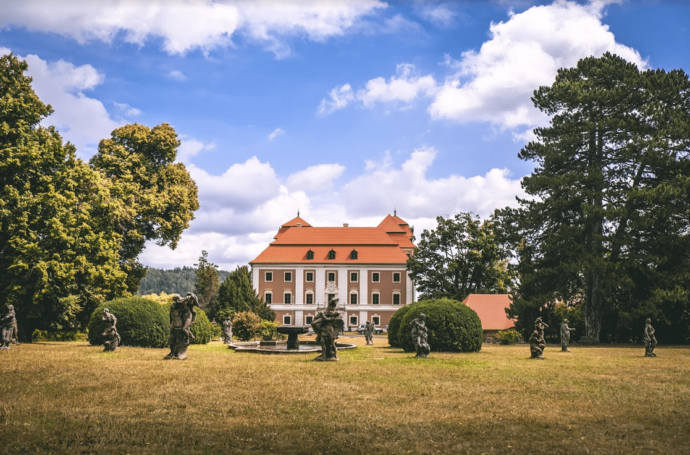 Zámek Valeč, foto: Živý kraj