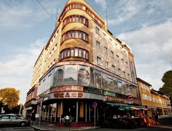 Hotel Grand v Šumperku prochází rozsáhlou rekonstrukcí, otevře se letos