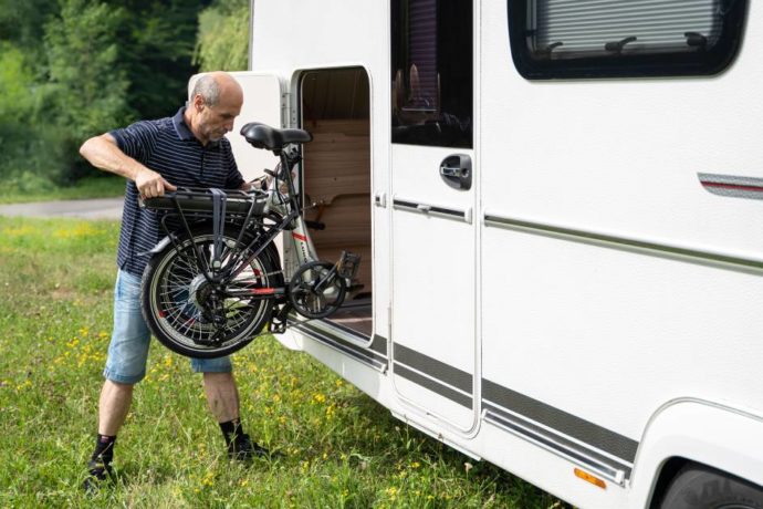 Po Čechách i Evropě pohodlně s elektroskládačkou
