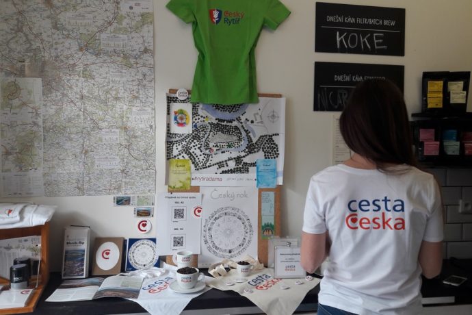 Červnová výstava Cesty Česka v Café Nezisk