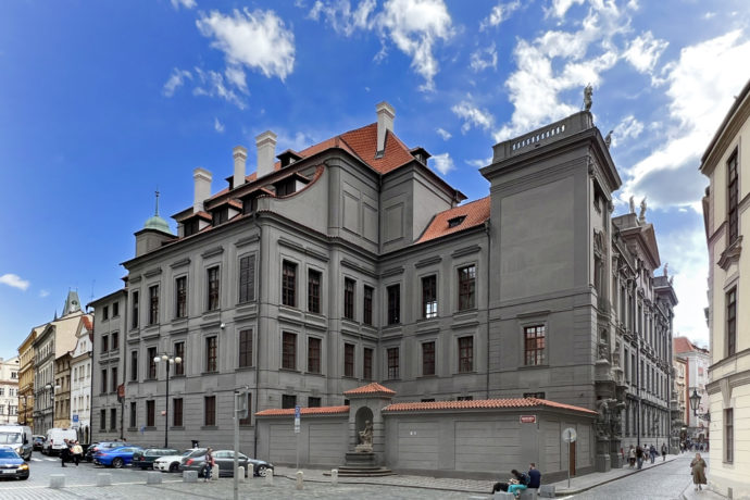 Clam-Gallasův palác