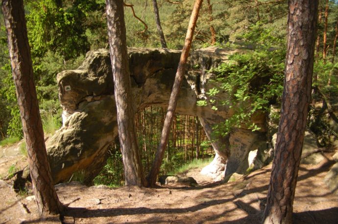 Skalní brána, Hradčanské stěny. Foto © se svolením Geopark Ralsko