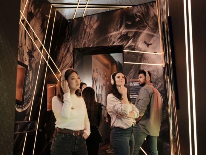 Pilsner Urquell: The Original Beer Experience. To je zážitková expozice, nejmodernější technologie i jedinečná atmosféra