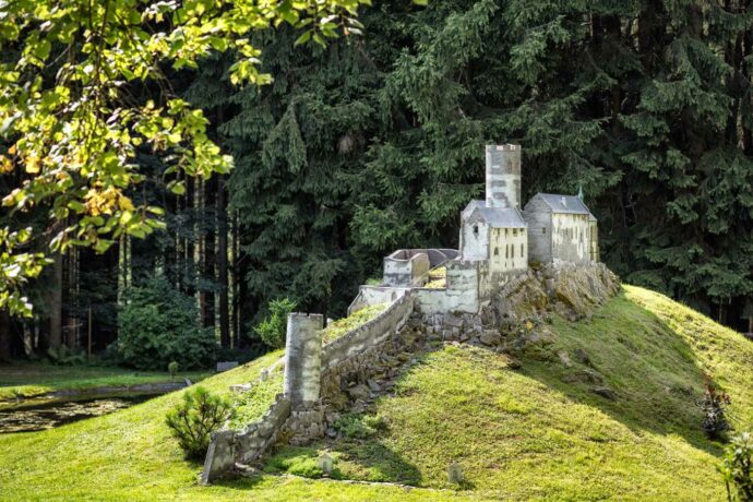 Poznáte o jakou stavbu se jedná? Foto: ©Park Boheminium