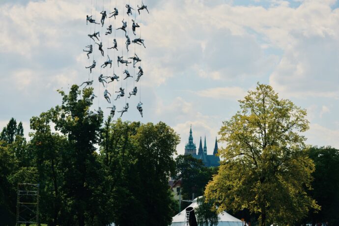 Ponořte se do světa nového cirkusu: Letní Letná začíná