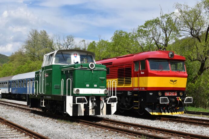 Retro Train opět na Slovensku. 85. výročí tratě Kozárovce – Zlaté Moravce – Jelenec (- Lužianky)