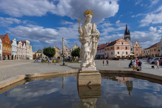 Telčské náměstí Zachariáše z Hradce je považováno za nejkrásnější náměstí v ČR. Foto: ©Jaroslav Horák