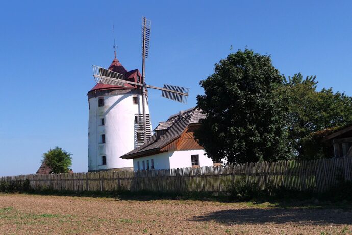 Větrný mlýn Vrátno — Vrátenský Větrák