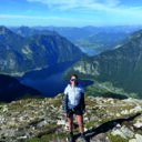 Recenze turistické hybridní mikiny Quechua MH 920