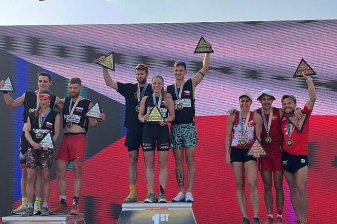 Přední příčky světových šampionátů extrémního závodu Spartan Race patří stále častěji i Čechům