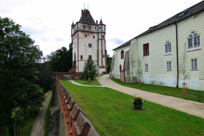 Hradec nad Moravicí