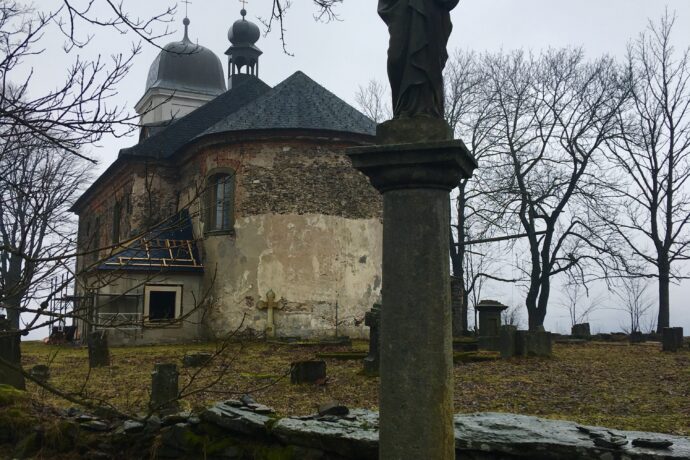 Kostel svatého Matouše — Deštné v Orlických horách