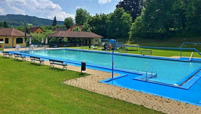 Městské koupaliště Valašské Klobouky