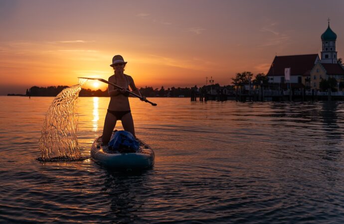 Paddleboarding. Foto © Pixabay