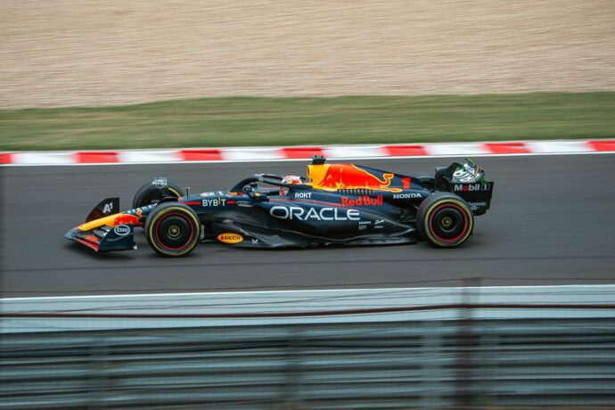 Formule 1. Foto: ©Sandor Foszto, Pixabay