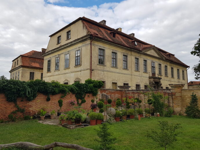 Zámek Křimice. Foto © Licence Creative Commons CC BY-SA 4.0