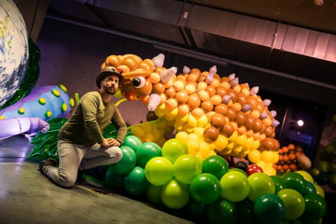 Navštivte balónkovou výstavu dinosaurů od rekordmana Tomáše Okurka!