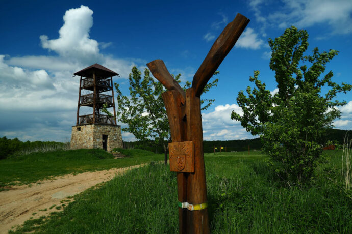 Rozhledna Na Strážné Hostišová