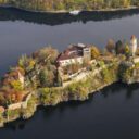 Na který hrad se dostanete parníkem? Markomanka zde střeží tajemství a Rarášek škodí návštěvníkům!
