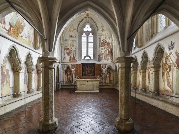 Hrad Zvíkov, kaple sv. Václava. Foto © se svolením Píseckem