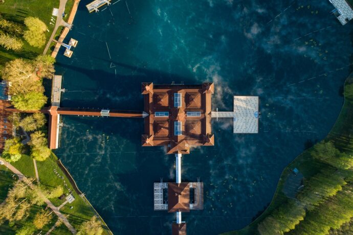 Vzhůru k maďarskému Hévízu. Navštivte největší přírodní termální jezero na světě