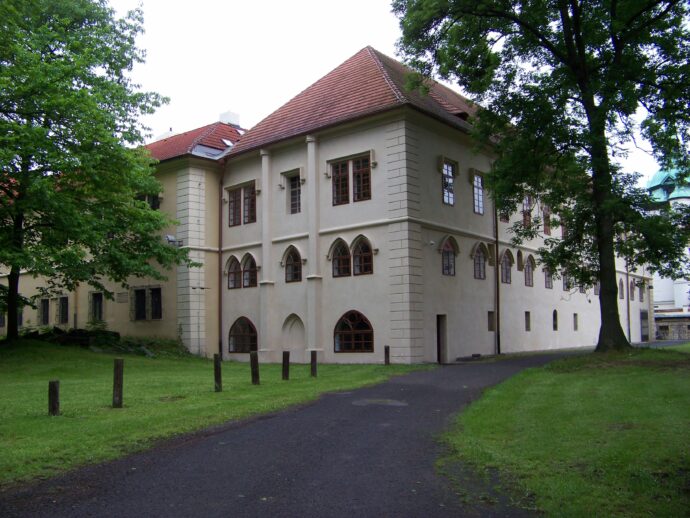 Teplice zámek. Foto © Autor ŠJů, Wikipedia, CC BY 4.0