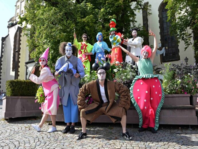 Komedianti v ulicích. Foto: ©Tábor