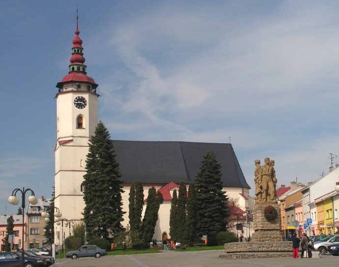 Kostel sv. Mikuláše v Bílovci. Foto © Paweł Grzywocz Creative Commons Attribution-Share Alike 2.5 Generic license