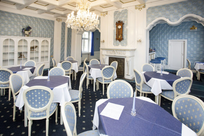 Kavárna Modrý zámeček v unikátním Hotelu Zámeček, Lázně Poděbrady. Foto: ©Michael Kolář