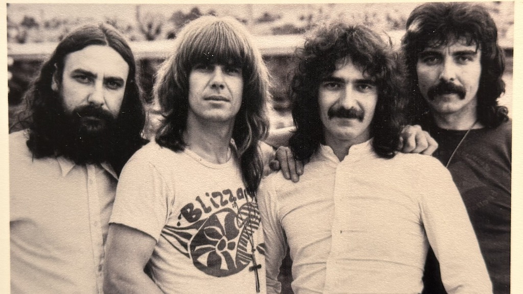 Black Sabbath s Jiřím Schelingerem - mystifikační koláž Popmusea. Foto: © Popmuseum