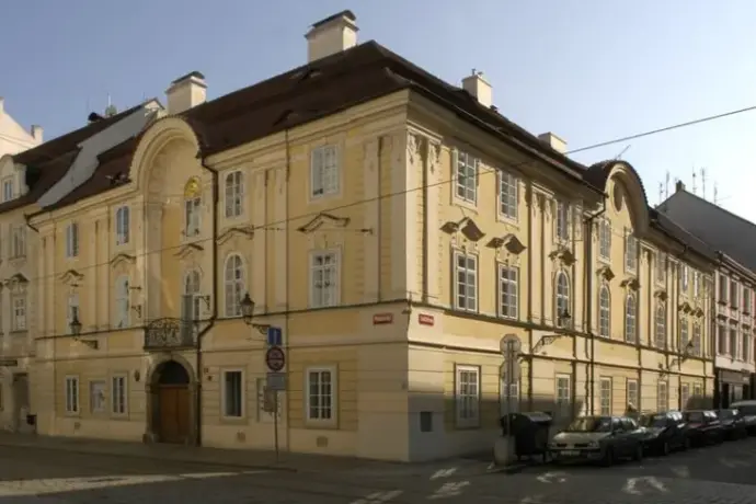 Dům U Zlatého slunce. MgA. Radovan Kodera, NPÚ, ÚOP v Plzni