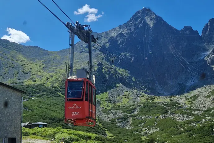 Lanovkou na Lomničák. Foto: © GoPass