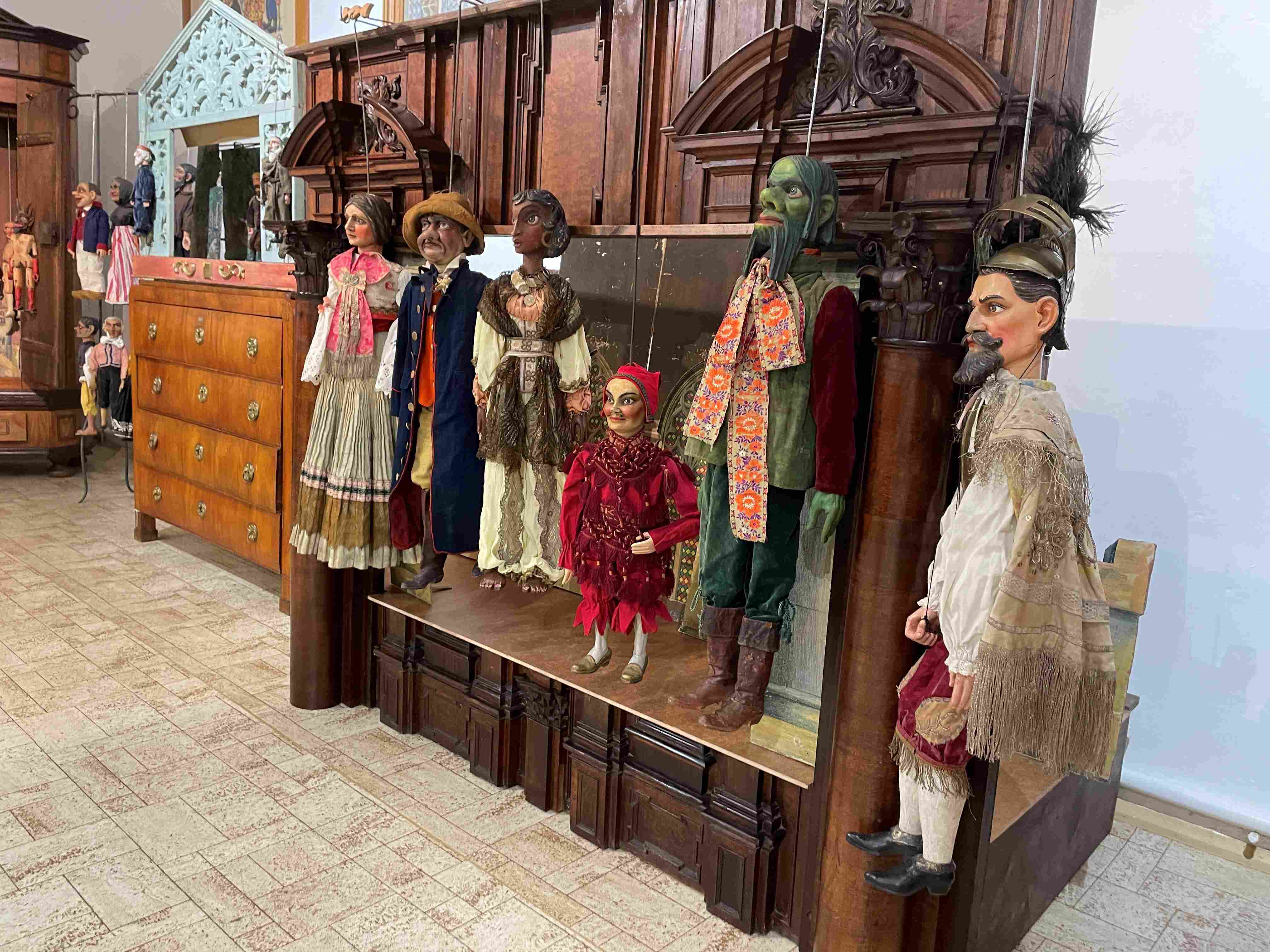 Pohádky na nitkách. Foto: © Městské muzeum a galerie Hlinsko
